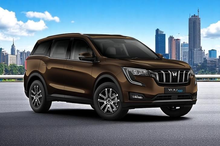 Mahindra Xuv700 Color Burnt Sienna